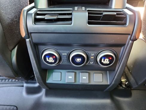 Used 2024 Land Rover Defender 110 X AWD/4WD image 25