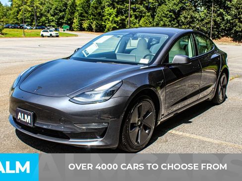 Used 2022 Tesla Model 3 Long Range AWD/4WD image 2