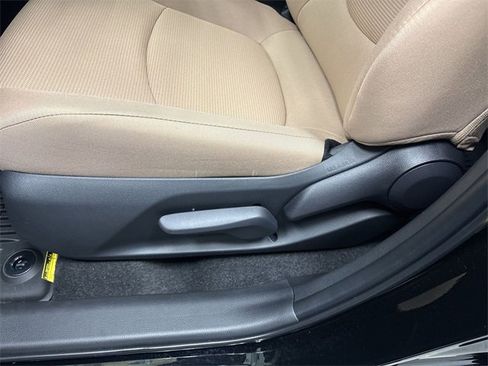 Used 2025 Toyota RAV4 LE image 13