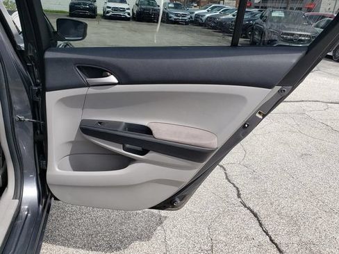 Used 2012 Honda Accord LX image 17