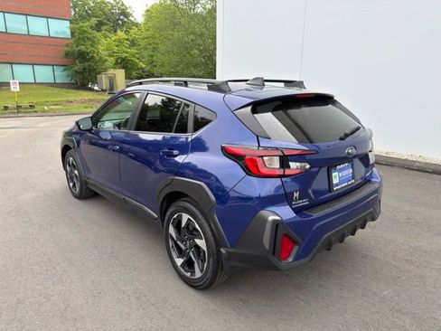 Used 2024 Subaru Crosstrek 2.5i Limited AWD/4WD image 9