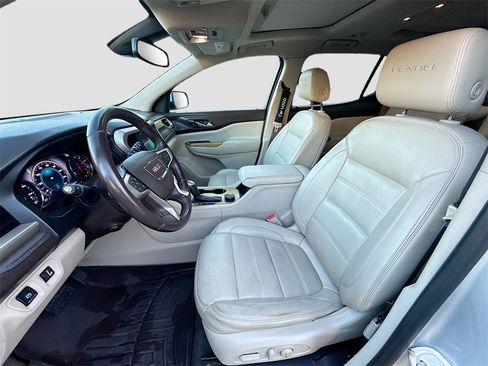 Used 2017 GMC Acadia Denali w/ Technology Package image 23