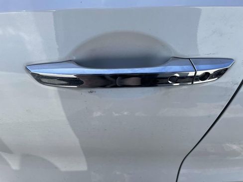 Used 2024 Honda Odyssey Elite image 19