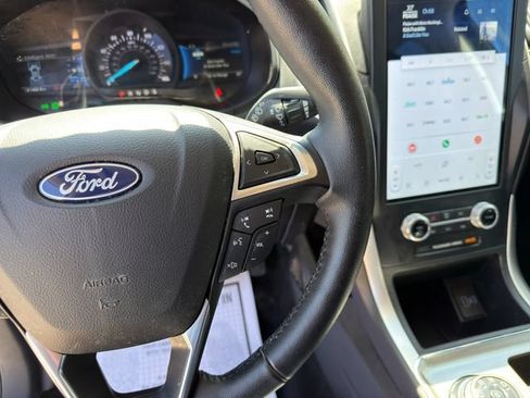 Used 2024 Ford Edge SEL w/ Sport Appearance Package AWD/4WD image 35