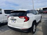 Used 2024 GMC Terrain SLE image 4