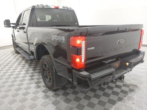 Used 2026 Ford F250 XLT w/ XLT Premium Package AWD/4WD image 2