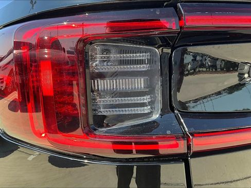 Used 2022 Polestar Polestar 2 image 37