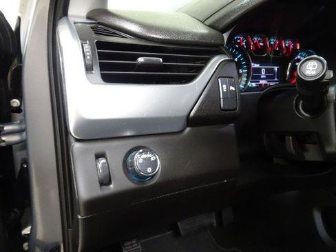 Used 2017 Chevrolet Tahoe LS RWD image 18