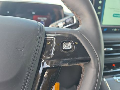 New 2025 Lincoln Aviator 2WD w/ Equipment Group 101A image 26