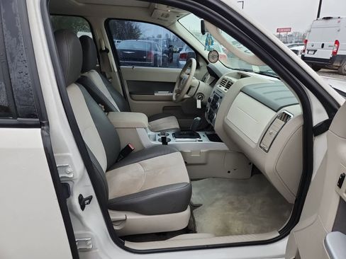 Used 2009 Mercury Mariner Premier image 21