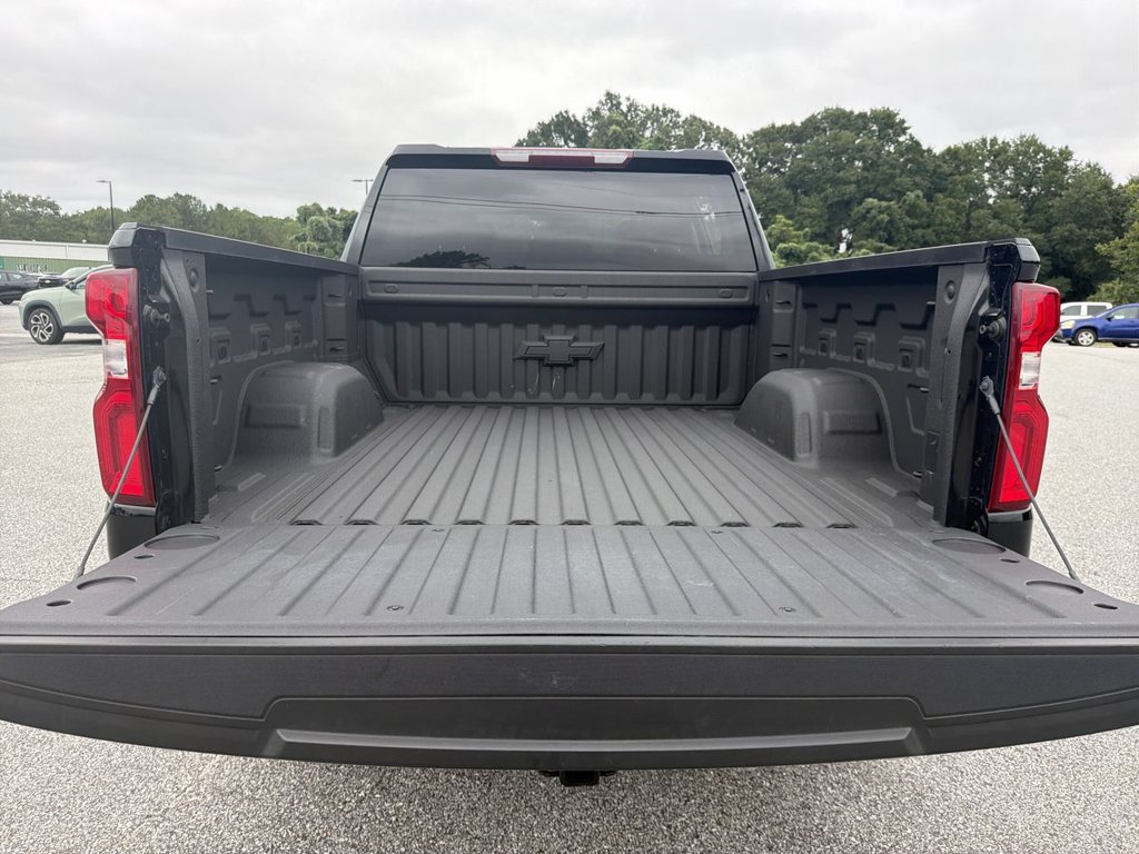 Certified 2021 Chevrolet Silverado 1500 RST AWD/4WD image 24
