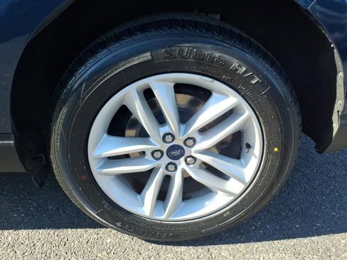 Used 2017 Ford Edge SEL image 17