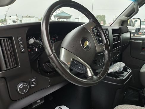 Used 2019 Chevrolet Express 2500 w/ Driver Convenience Package RWD image 9