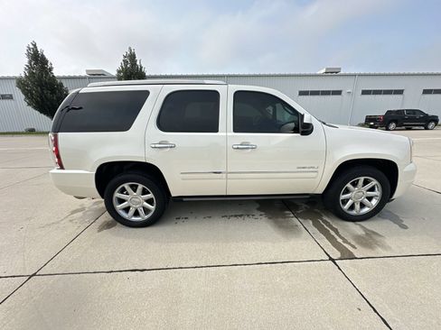 Certified 2014 GMC Yukon Denali AWD/4WD image 15