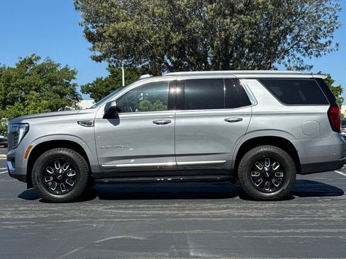 Used 2026 GMC Yukon Denali AWD/4WD image 7