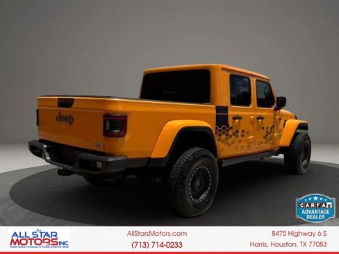 Used 2021 Jeep Gladiator Overland AWD/4WD image 3