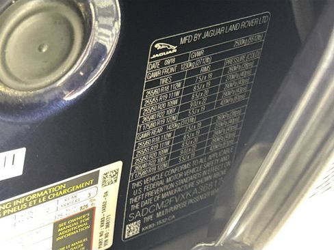 Used 2019 Jaguar F-PACE S image 35