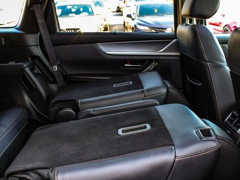 Used 2024 MAZDA CX-90 Plug-In Hybrid w/ Preferred image 39