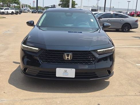 Used 2023 Honda Accord EX image 2
