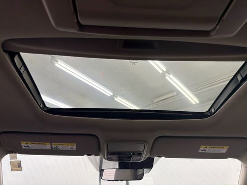 Used 2022 Honda Pilot Touring image 24