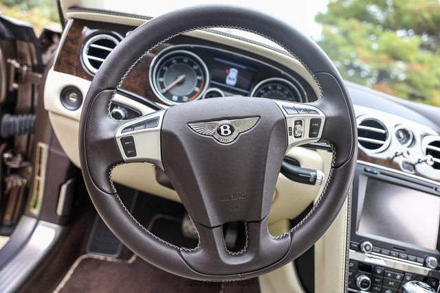 Used 2014 Bentley Flying Spur W12 AWD/4WD image 19