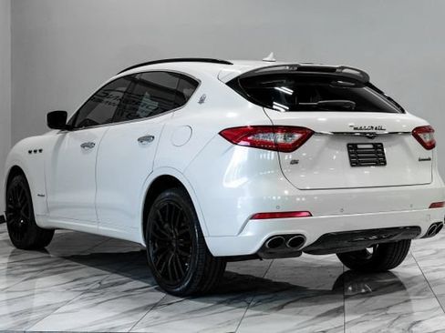 Used 2018 Maserati Levante GranSport AWD/4WD image 12