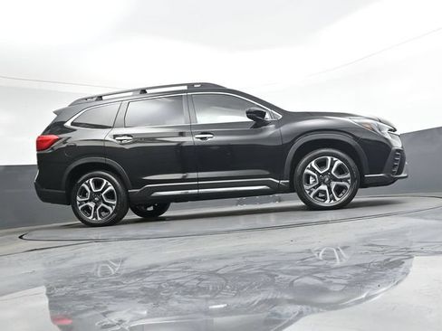 Used 2025 Subaru Ascent Touring w/ Popular Package #2 AWD/4WD image 30