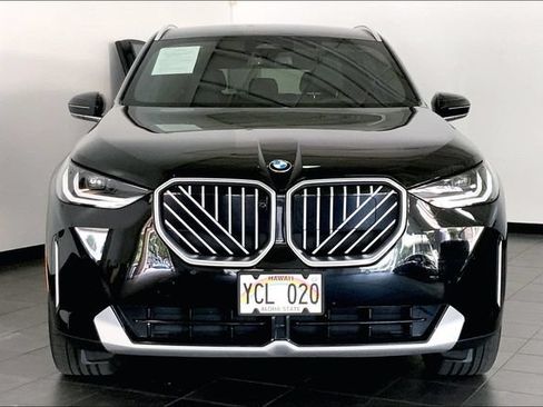 Used 2026 BMW X3 xDrive30i w/ Premium Package AWD/4WD image 3