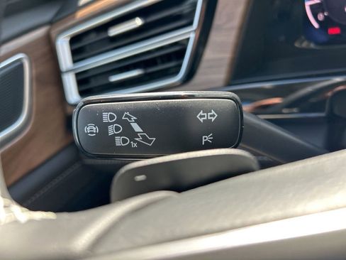 New 2026 Volkswagen Atlas SE image 23