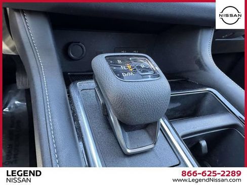 Certified 2023 Nissan Pathfinder SL w/ Black Appearance Package AWD/4WD image 27