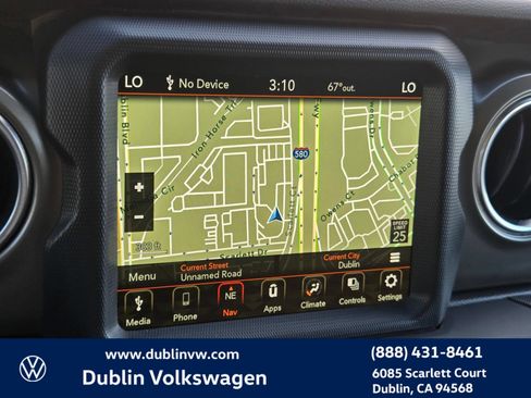 Used 2023 Jeep Wrangler Unlimited Rubicon 4xe AWD/4WD image 15