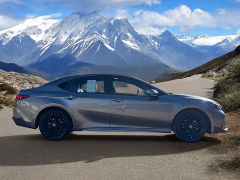 Certified 2025 Toyota Camry SE AWD/4WD image 6