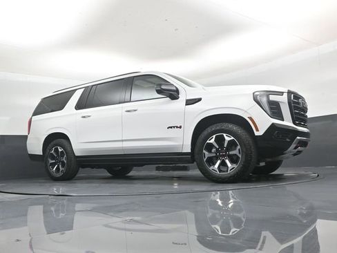 Used 2026 GMC Yukon XL AT4 w/ AT4 Premium Plus Package image 41