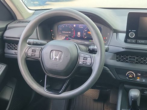 Used 2024 Honda Accord LX image 17