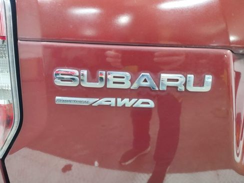 Used 2016 Subaru Forester 2.5i Premium w/ All-Weather Package AWD/4WD image 17