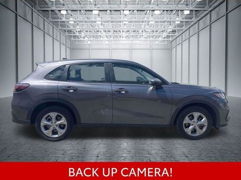 Used 2023 Honda HR-V LX image 5