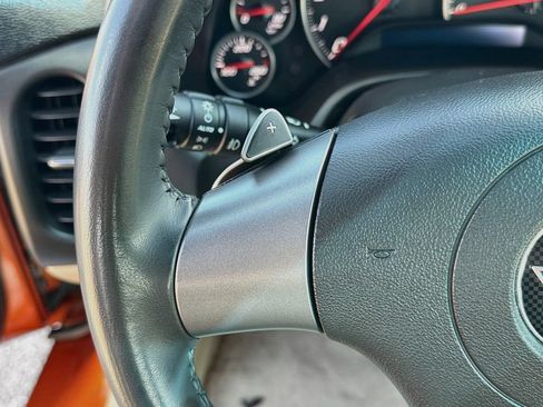 Used 2007 Chevrolet Corvette Coupe w/ Preferred Equipment Group RWD image 12