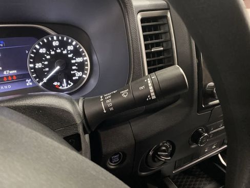 Used 2023 Nissan Frontier SV image 22