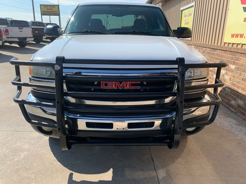 Used 2005 GMC Sierra 2500 SLE image 7