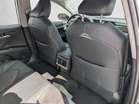 Used 2019 Toyota Camry XSE FWD image 30