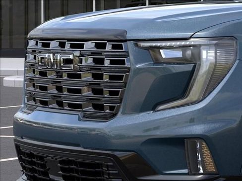 New 2026 GMC Acadia Denali Ultimate FWD image 13