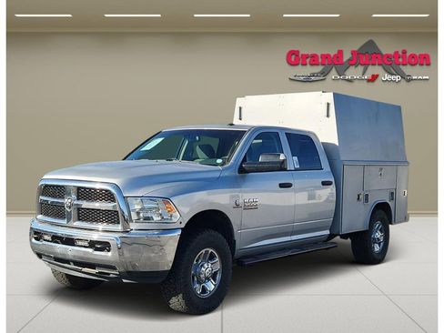 Used 2017 RAM 3500 Tradesman w/ Chrome Appearance Group AWD/4WD image 2