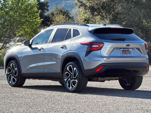 Certified 2024 Chevrolet Trax RS image 6