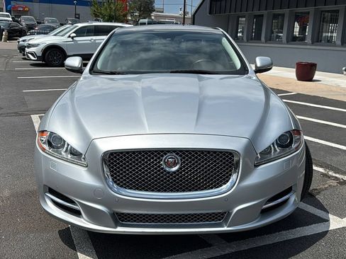Used 2015 Jaguar XJ AWD image 8