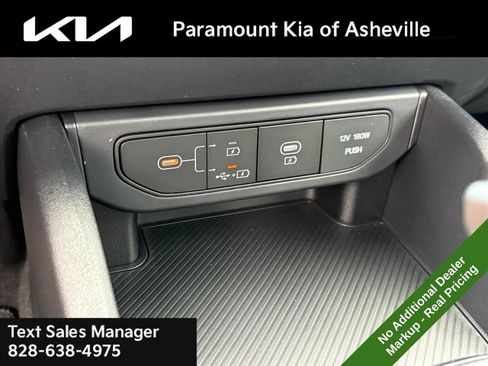 New 2026 Kia K4 FWD image 24