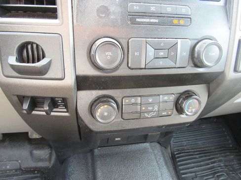 Used 2021 Ford F550 2WD Crew Cab Super Duty image 40