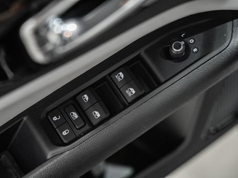 Used 2022 Jeep Compass Limited w/ Sun and Sound Group image 46