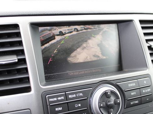 Used 2010 Nissan Armada SE image 17