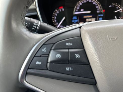 Used 2018 Cadillac XT5 Luxury w/ Driver Awareness Package image 25