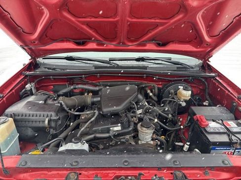 Used 2011 Toyota Tacoma 4x4 Access Cab w/ SR5 Pkg #2 image 9